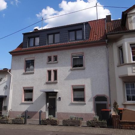 Ferienwohnung Grosswald Saarbrücken Esterno foto
