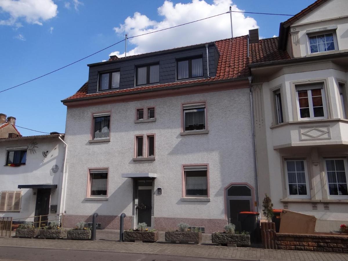 Ferienwohnung Grosswald Saarbrücken Esterno foto