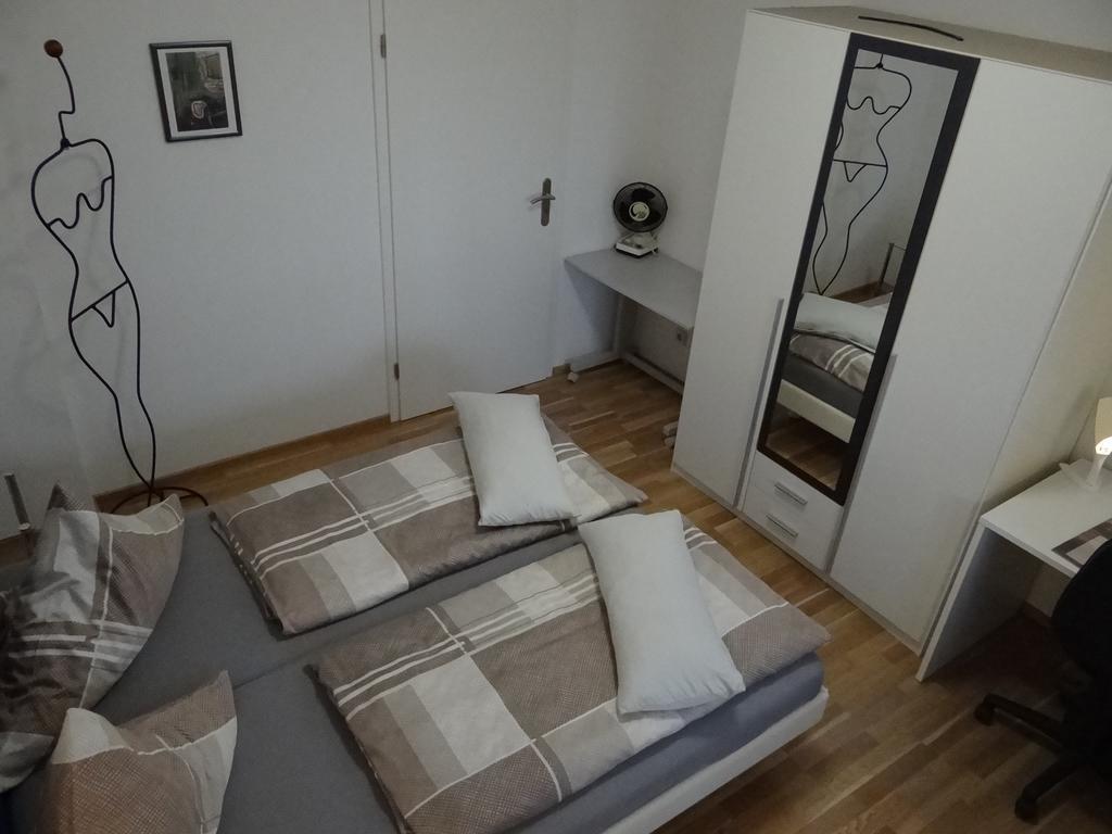 Ferienwohnung Grosswald Saarbrücken Esterno foto